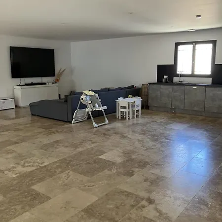 Situe A Villa